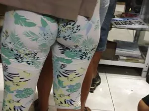 Tacones con púas se  ...
